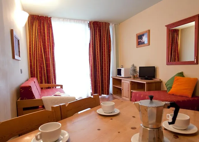 מלון דירות Stalle Lunghe 3*